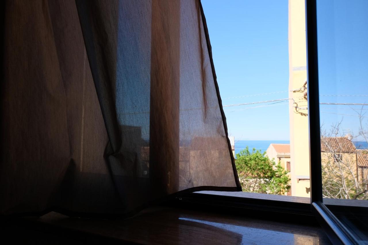 Il Miglio In Piu Bed & Breakfast Castel di Tusa Exterior photo