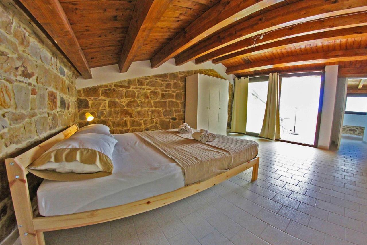 Il Miglio In Piu Bed & Breakfast Castel di Tusa Exterior photo
